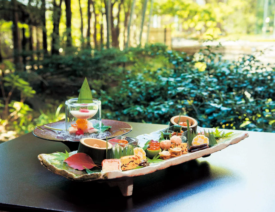 【早稲田】季節の野菜をふんだんに使用した京料理に舌鼓×七五三のお祝いに華を添える乾杯ドリンクとお祝いミニケーキ「京料理 たん熊北店 Directed by M.Kurisu / リーガロイヤルホテル東京」