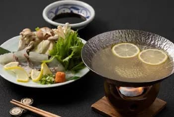 【贅沢な一品】鯛のレモンしゃぶしゃぶ（3,267円 / 人前）